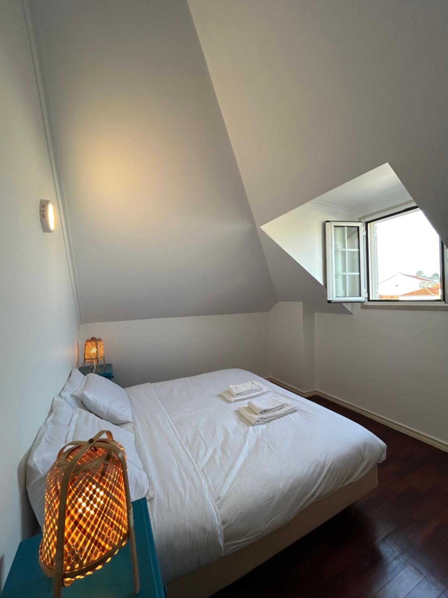Impact Beach House เอสตอริล ภายนอก รูปภาพ
