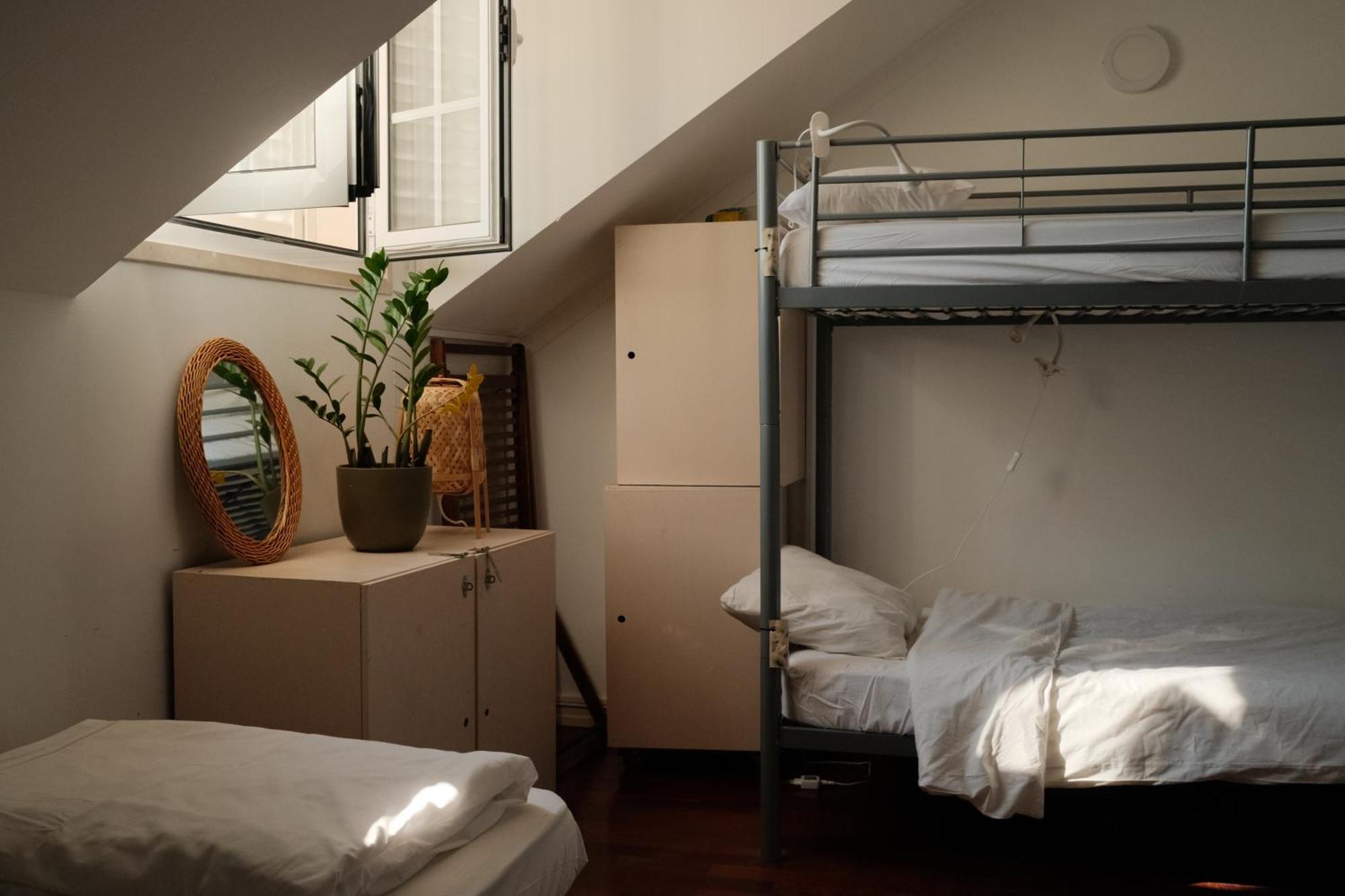 Impact Beach House เอสตอริล ภายนอก รูปภาพ